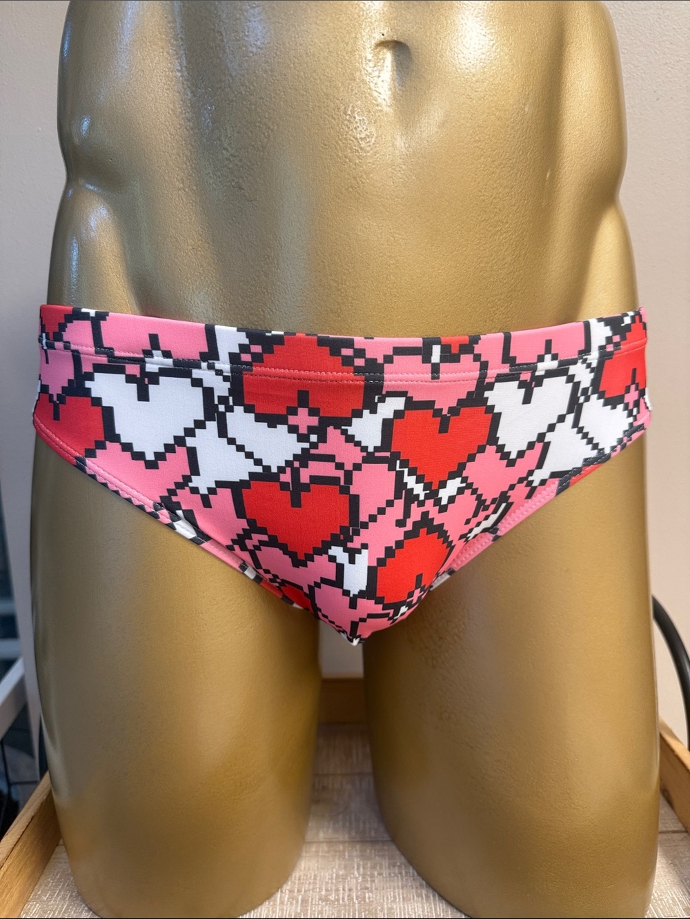 Men’s Swim Briefs XXL (38-40) NWT